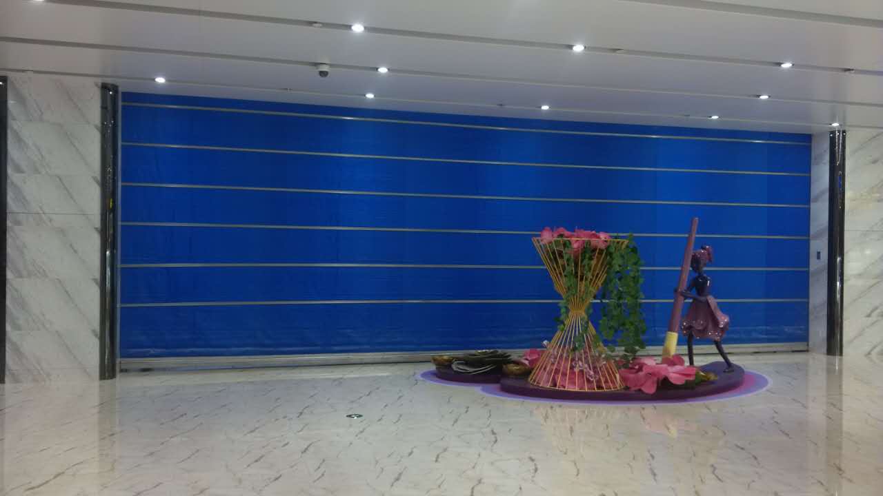 2017年12月10日臨汾明珠金港防火卷簾門完美竣工驗收效果圖！